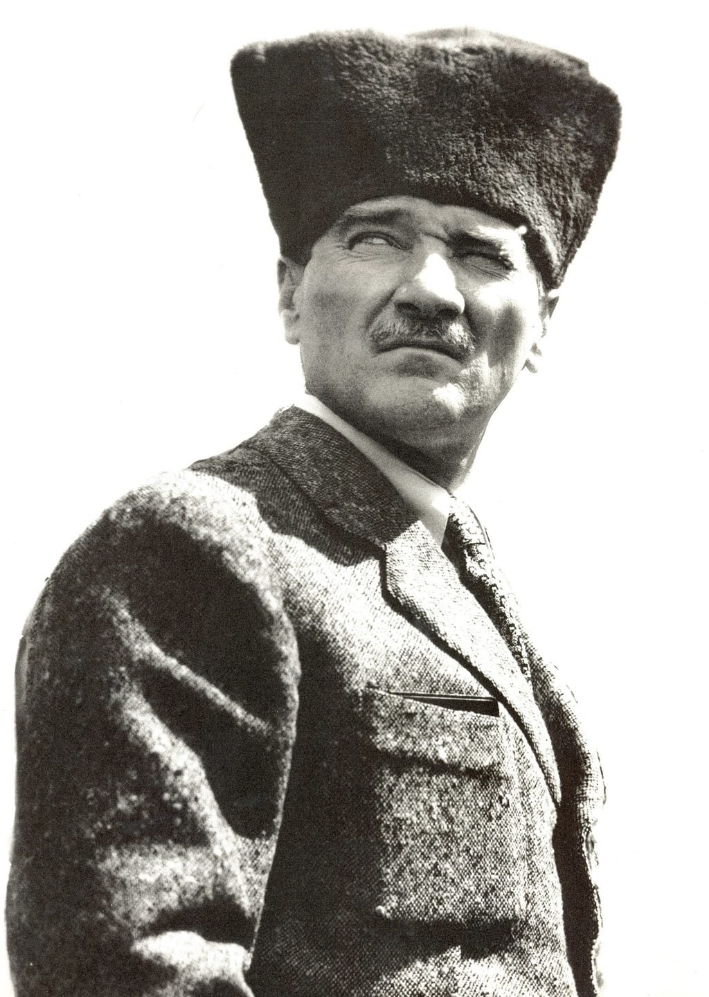 Mustafa Kemal Atatürk: Türkiye'nin Vatanı Koruyucusu