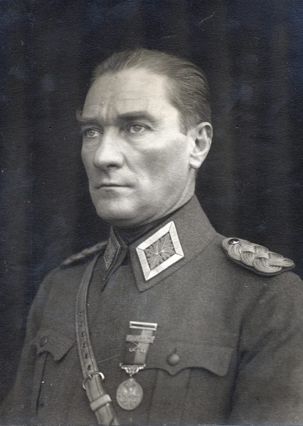 Mustafa Kemal Atatürk Portresi